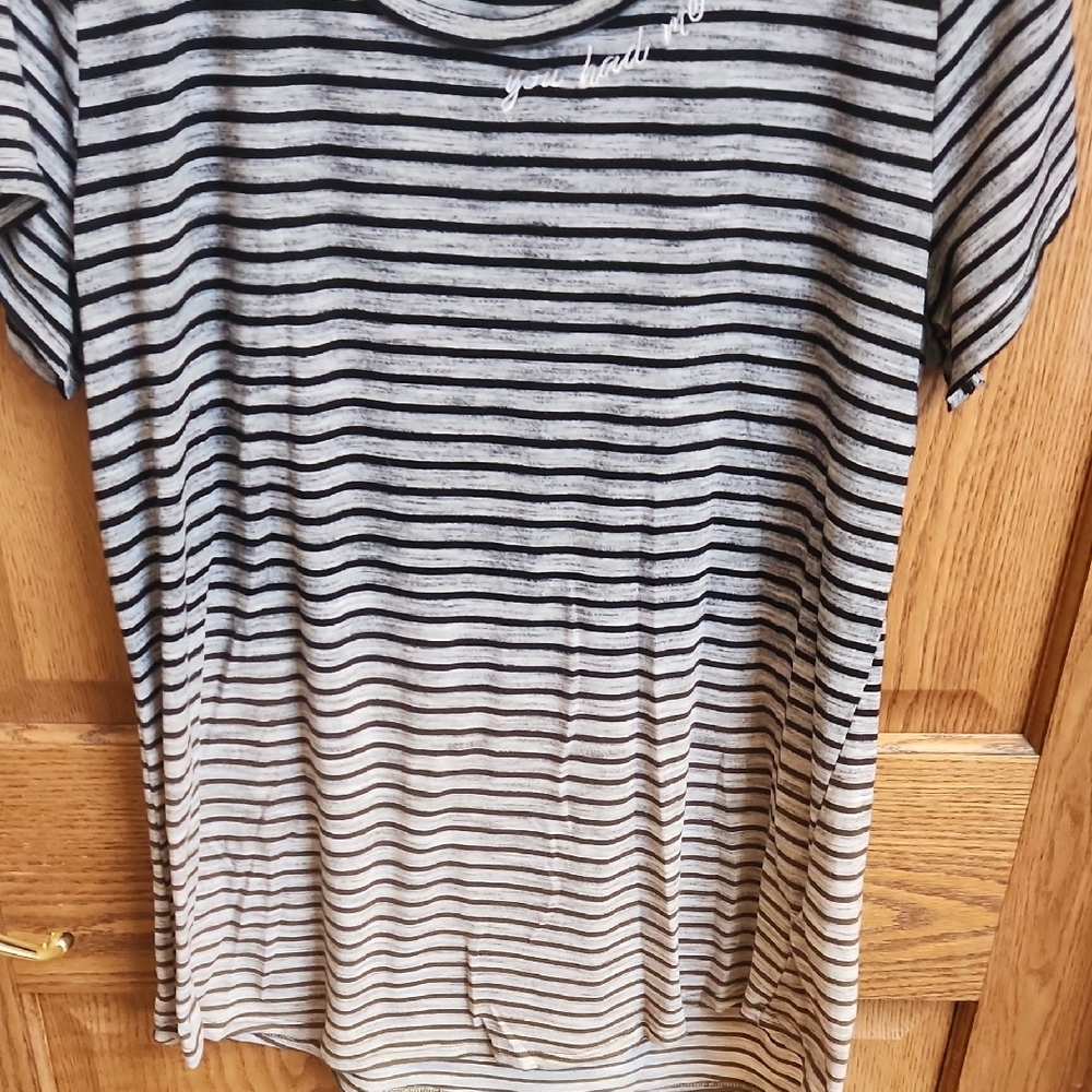 Maurices Black and Gray Striped Short Sleeve Top - Picture 4 of 6